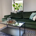 別荘 Dom Na Skraju Lasu