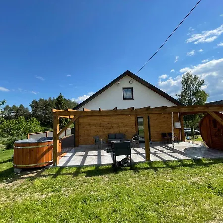 度假居 Dom Na Skraju Lasu