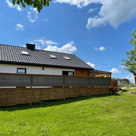 Dom Na Skraju Lasu *